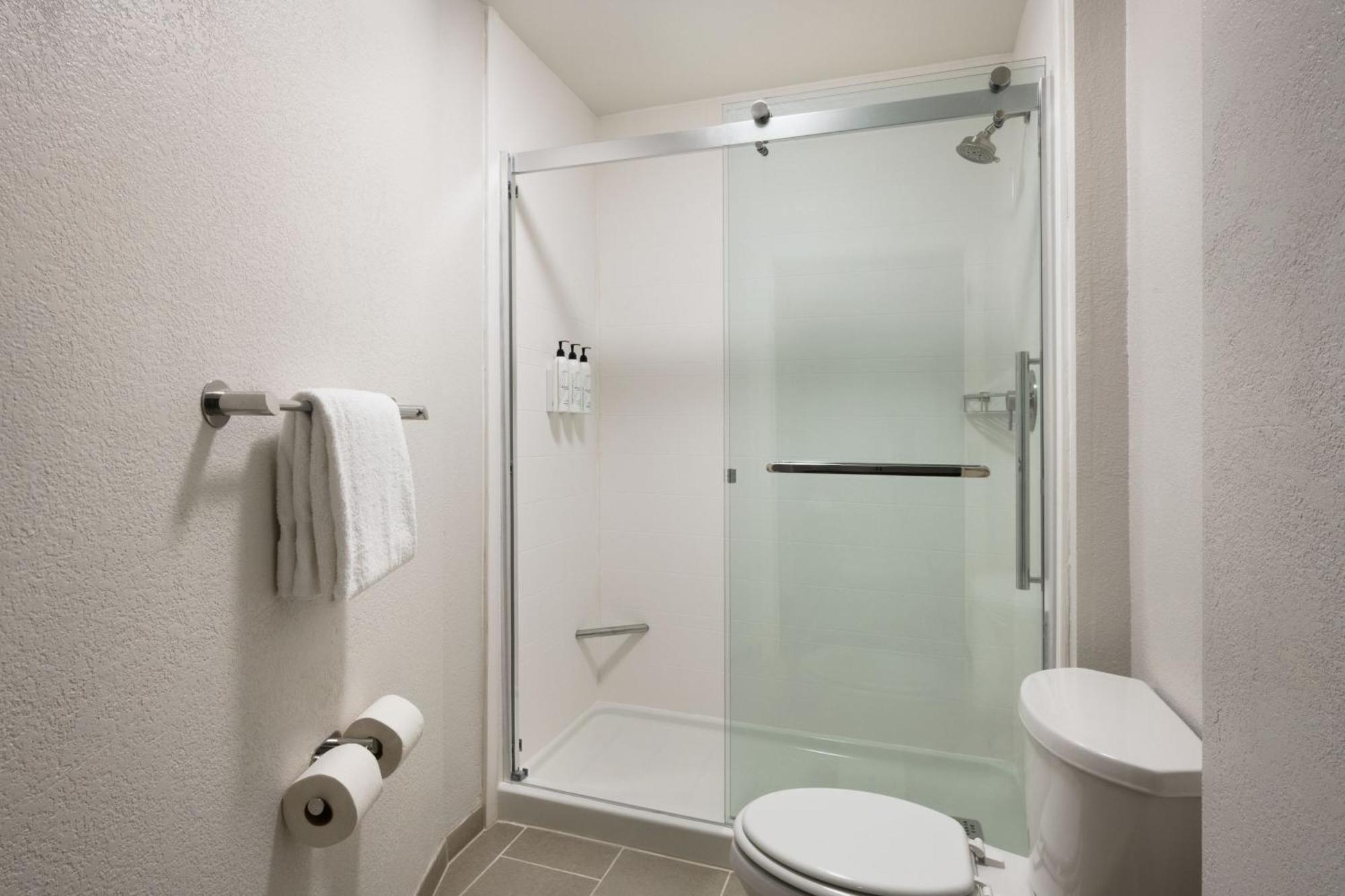Springhill Suites Ньюнен Экстерьер фото
