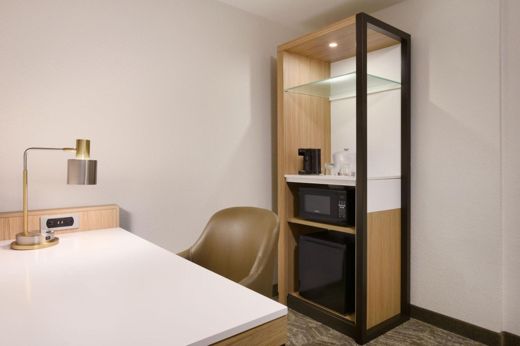 Springhill Suites Ньюнен Экстерьер фото