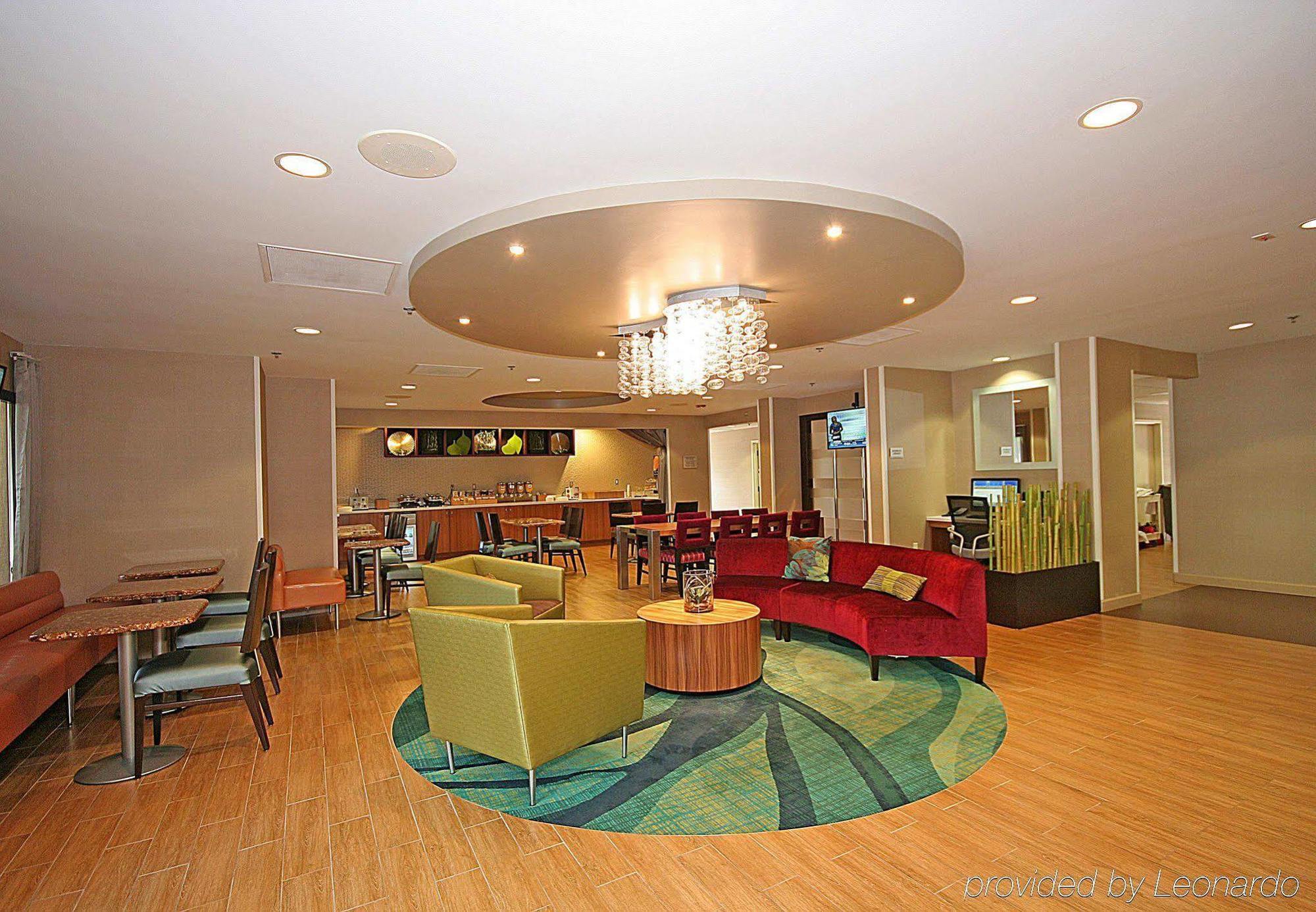 Springhill Suites Ньюнен Экстерьер фото
